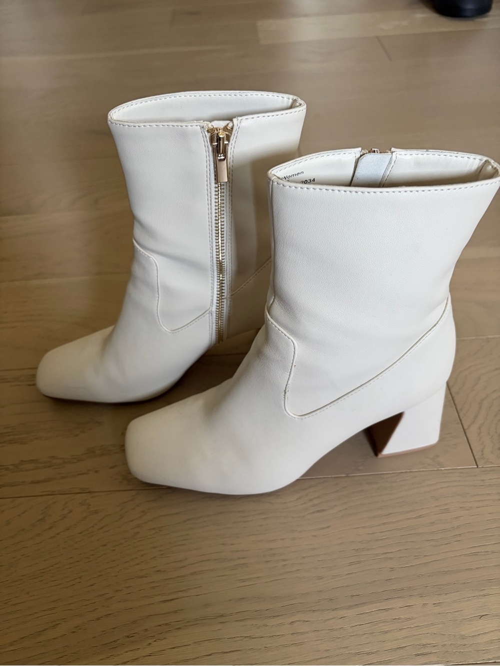 Abercrombie & Fitch White Block Heel Ankle Boots